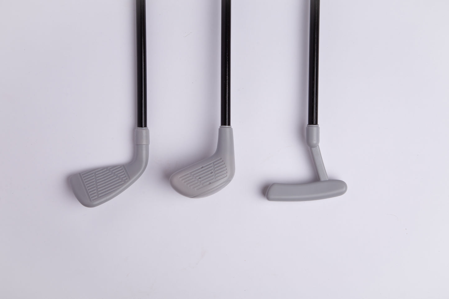 Lightweight toddler golf club set with driver, putter, iron heads