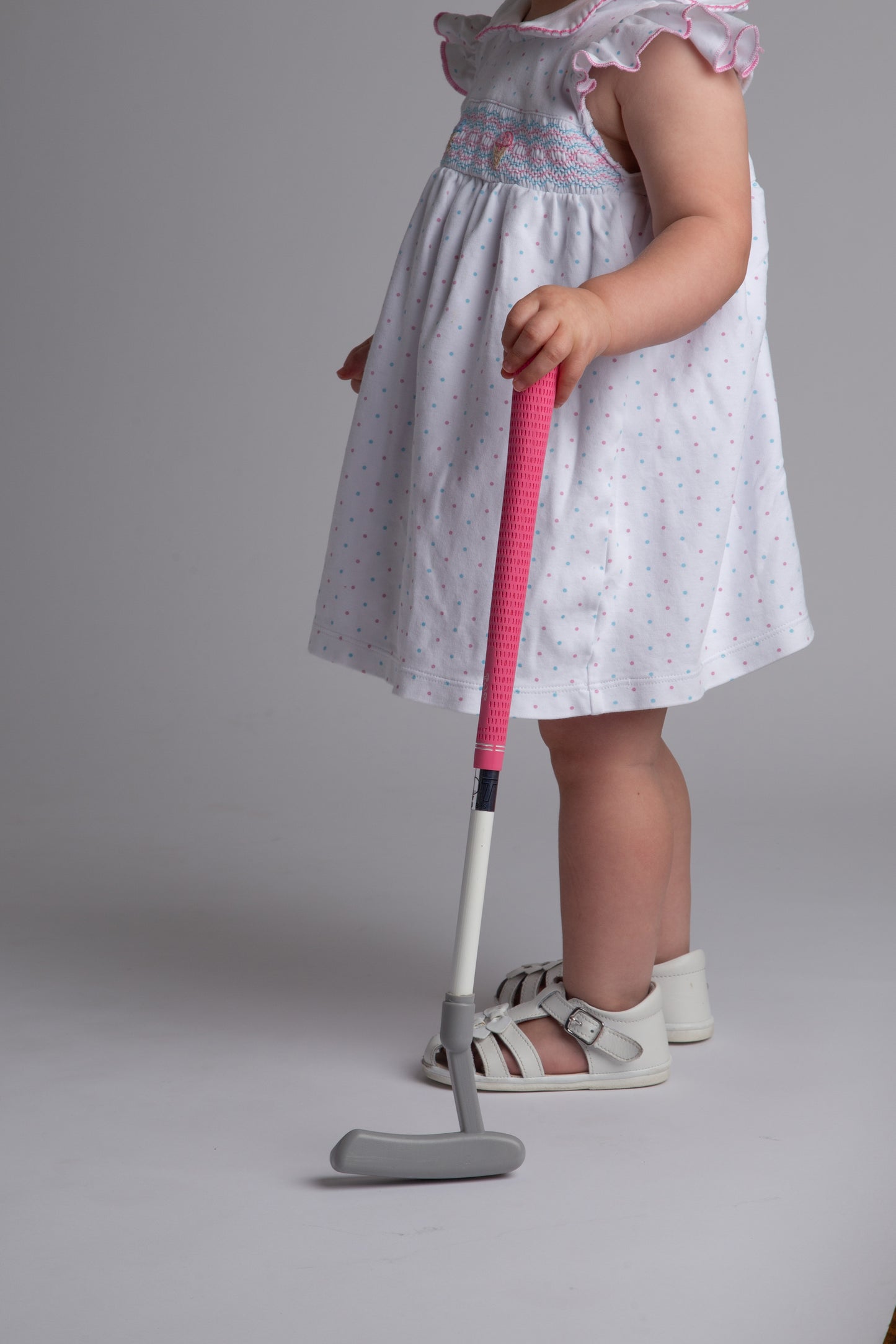 Toddler girl pink golf clubs